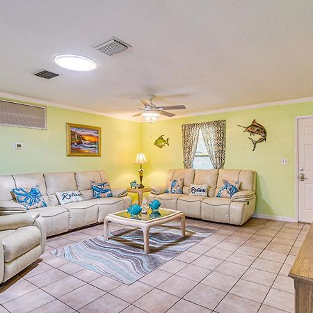 Waterfront Hernando Beach Home With Dock And Hot Tub! 外观 照片
