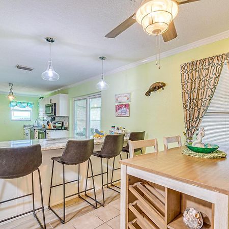 Waterfront Hernando Beach Home With Dock And Hot Tub! 外观 照片
