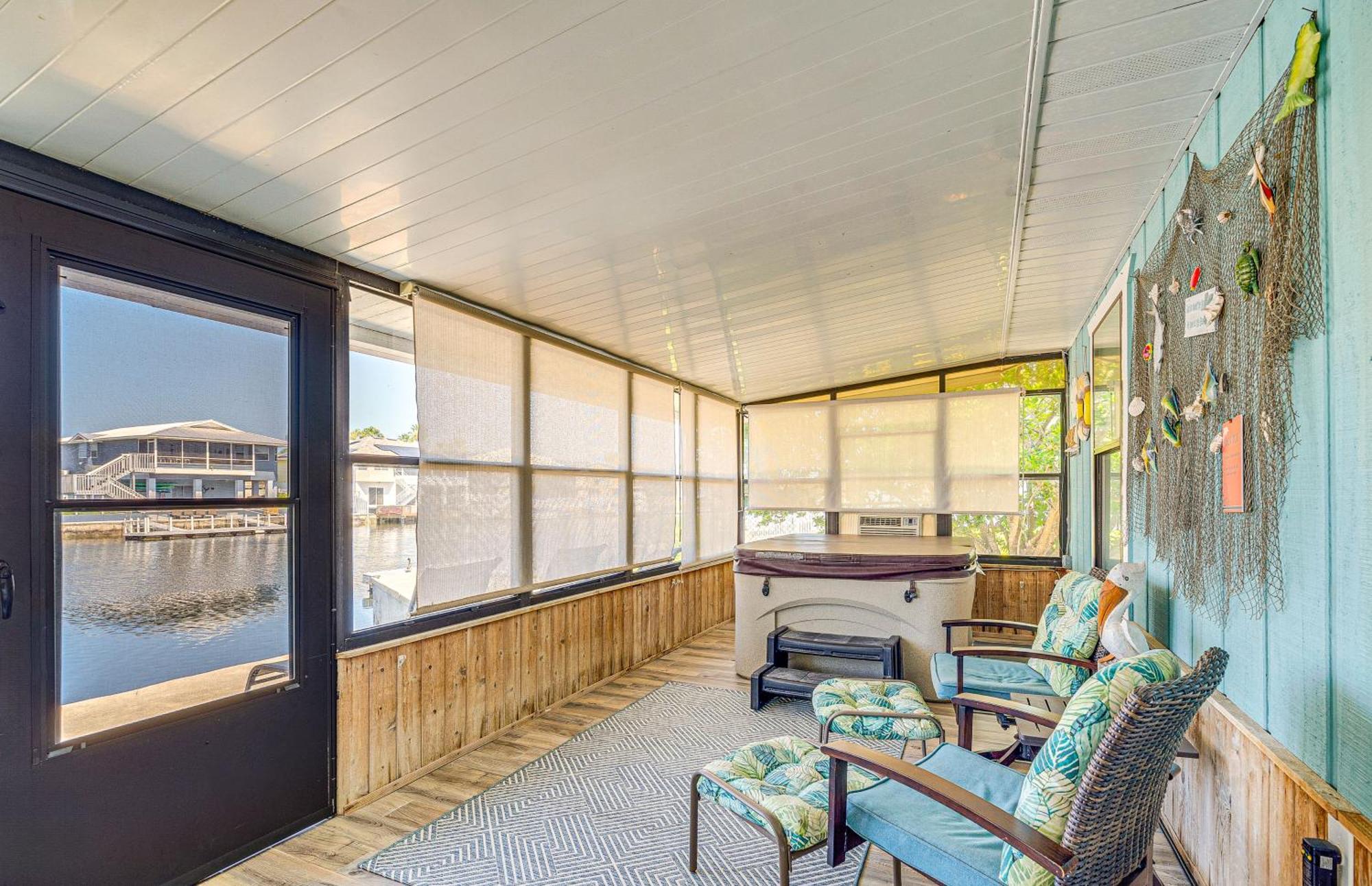 Waterfront Hernando Beach Home With Dock And Hot Tub! 外观 照片
