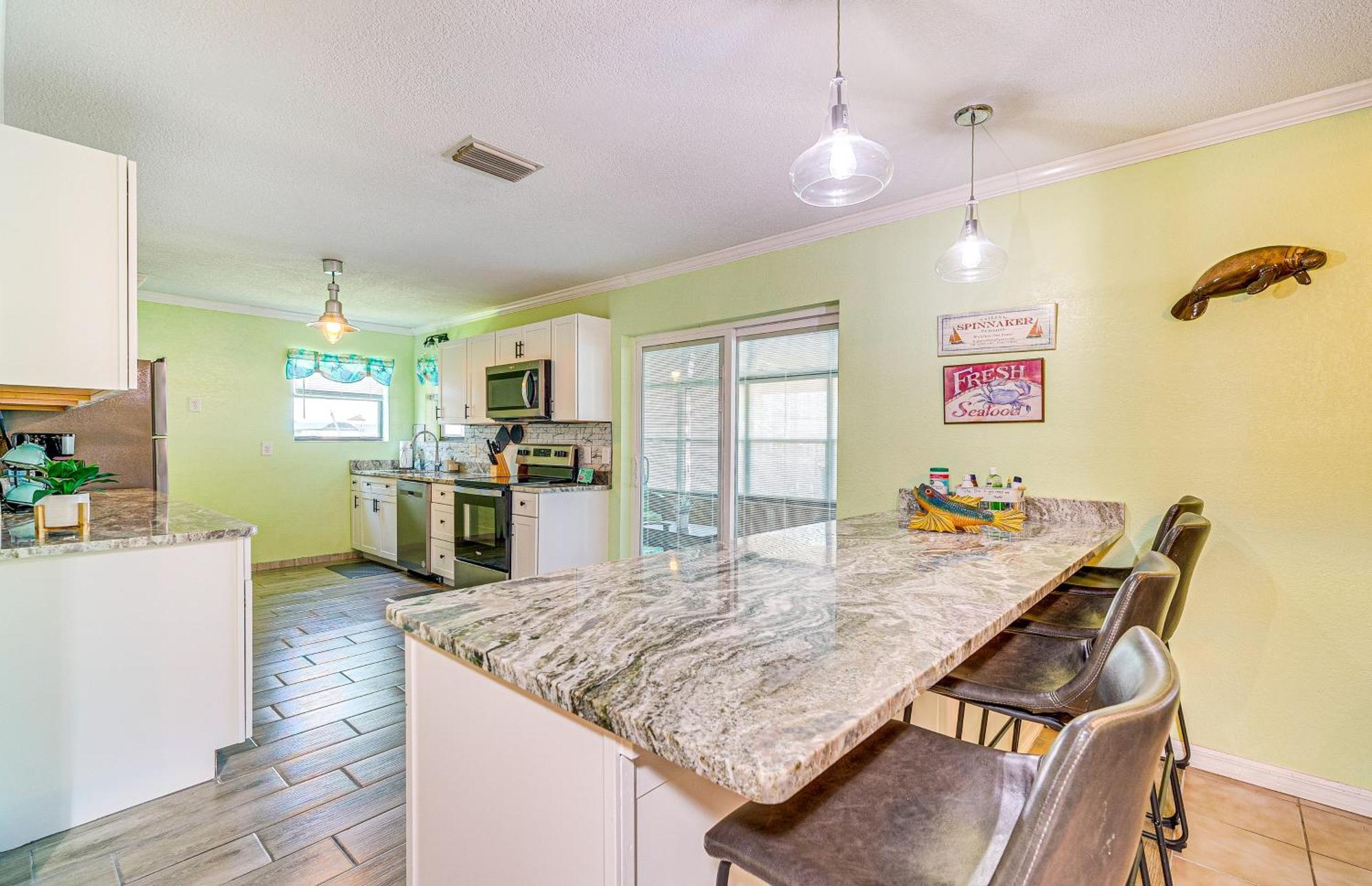 Waterfront Hernando Beach Home With Dock And Hot Tub! 外观 照片